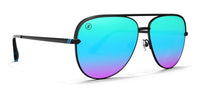 Flying Pretty Thumbnail Image 1